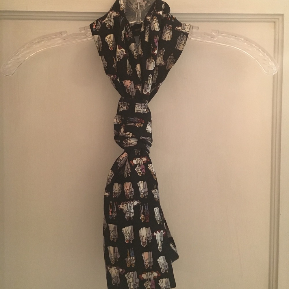 Nicole Miller ‘90’s vintage 100% silk scarf